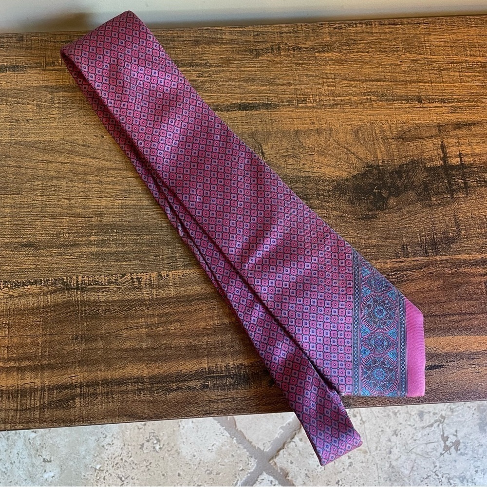 Yves Saint Laurent Mens Silk Necktie One Size Tie Office Business